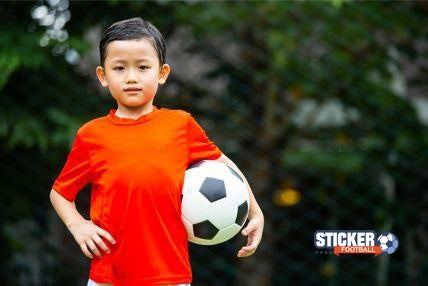 Pourquoi et comment suivre la passion de son enfant ? – stickers foot