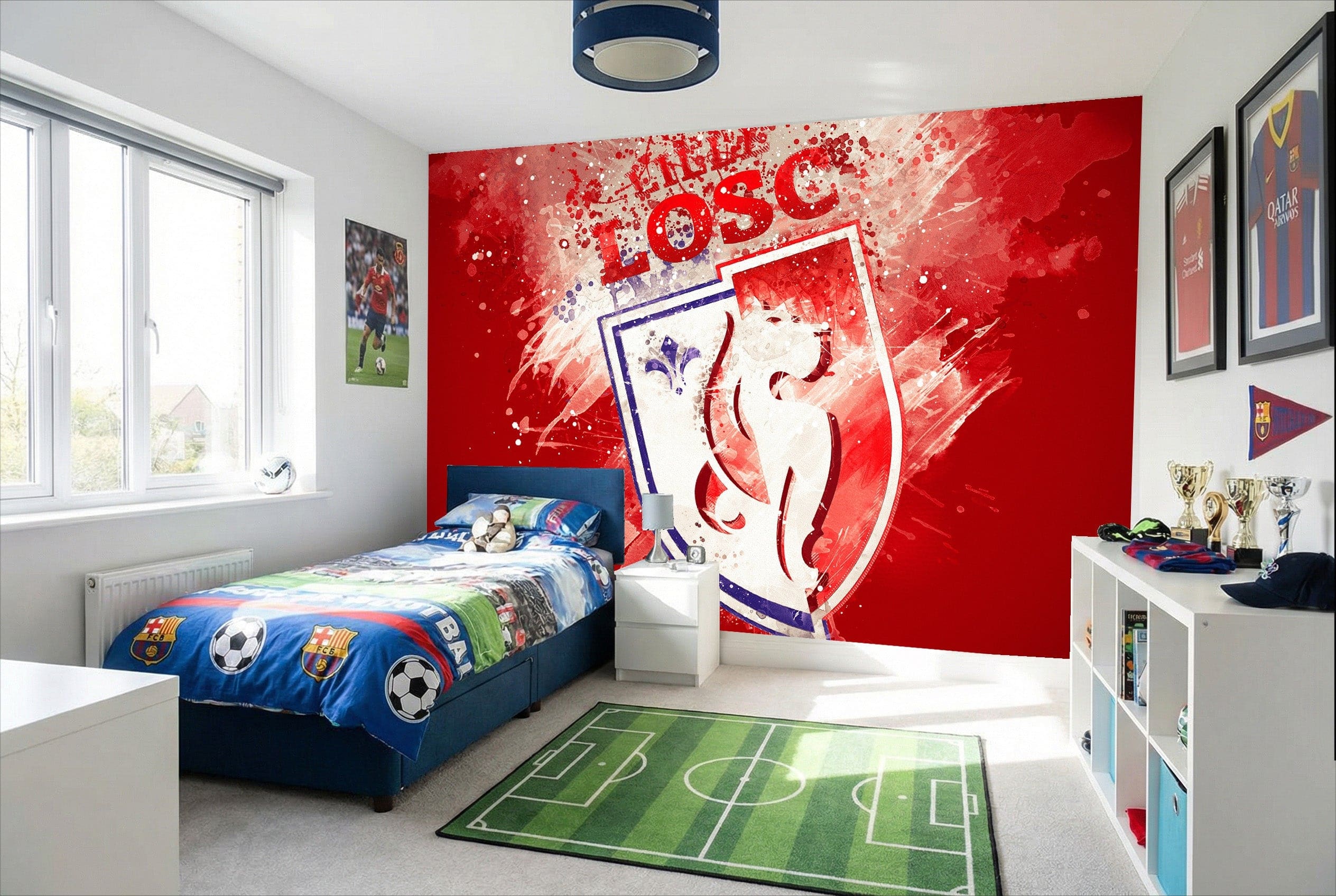 Papier peint lille losc avec logo losc et lion blanc bleu sur mur rouge pour losc décoration chambre football
