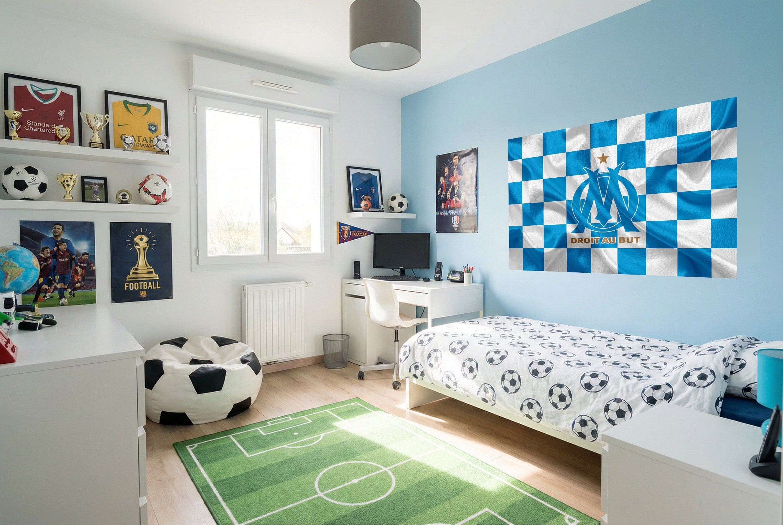 Papier peint olympique marseille effet drapeau bleu et blanc à carreaux avec logo central pour décoration football