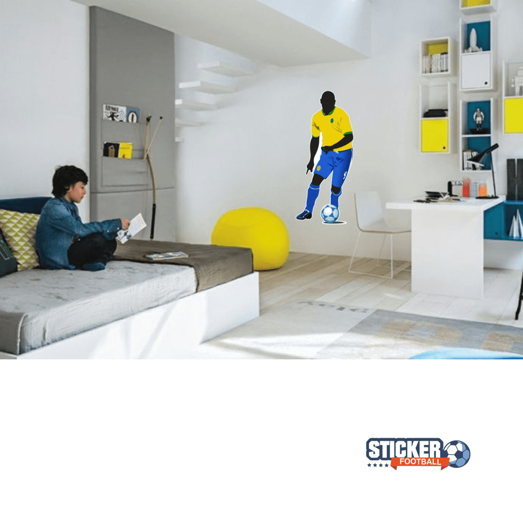 chambre enfant avec sticker de foot