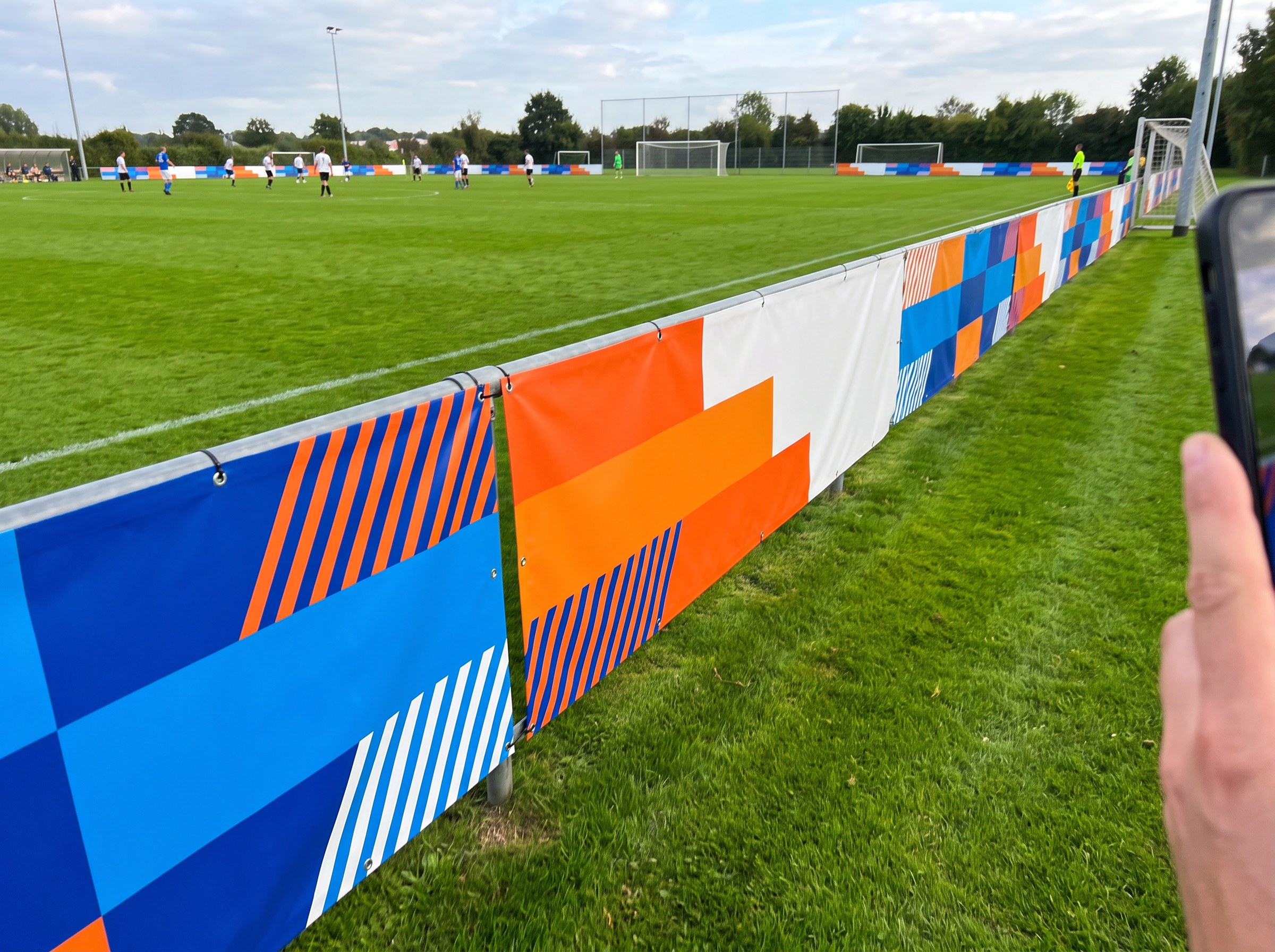 Affiche sponsor club de foot amateur sur mesure : valoriser vos partenaires