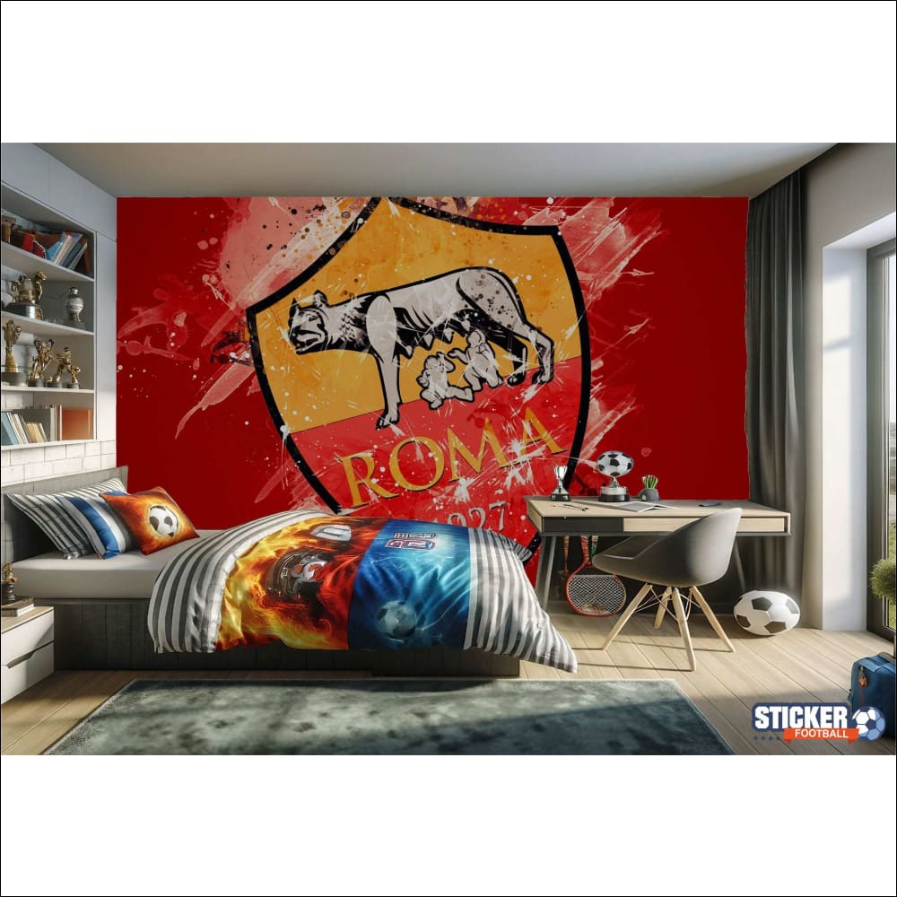 Une chambre d’enfant avec une grande peinture murale sur le thème du football et des draps coordonnés.