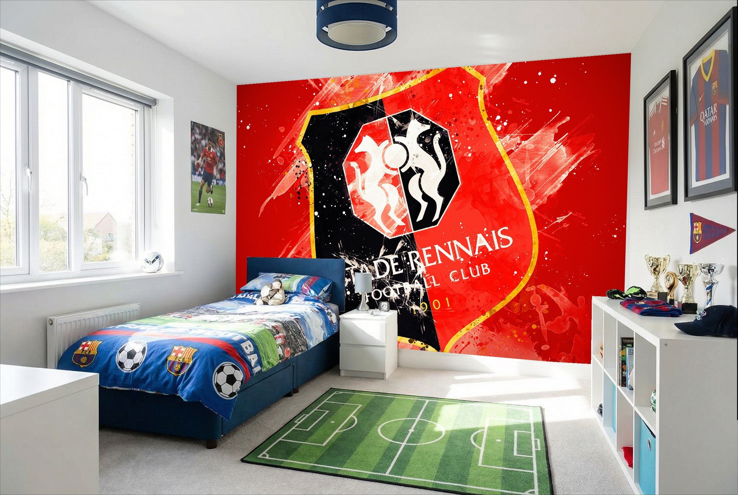 Papier peint stade rennais avec un grand blason rouge et noir du stade rennes pour décoration football murale