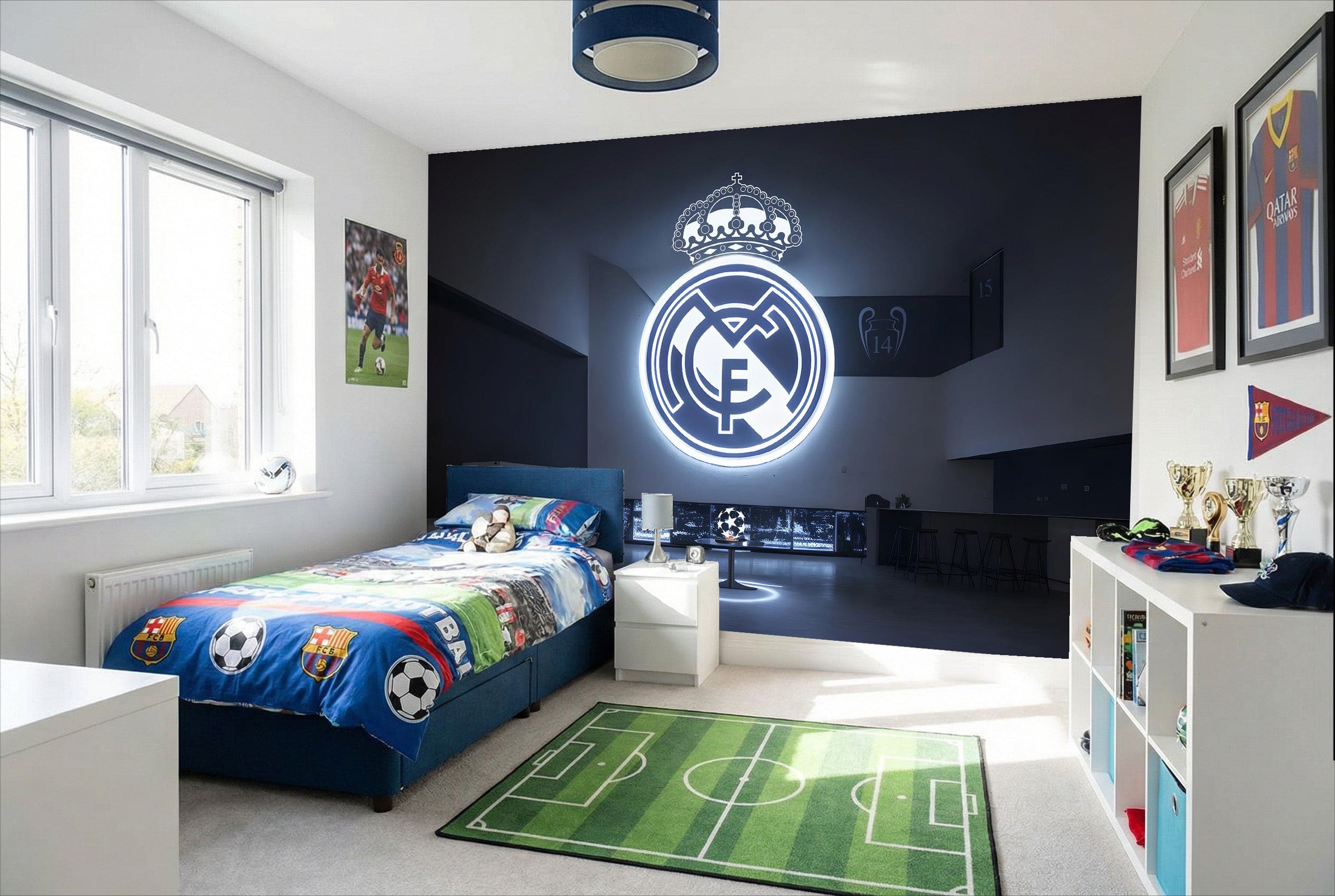Papier peint real madrid avec logo illuminé sur mur sombre pour décoration passion football