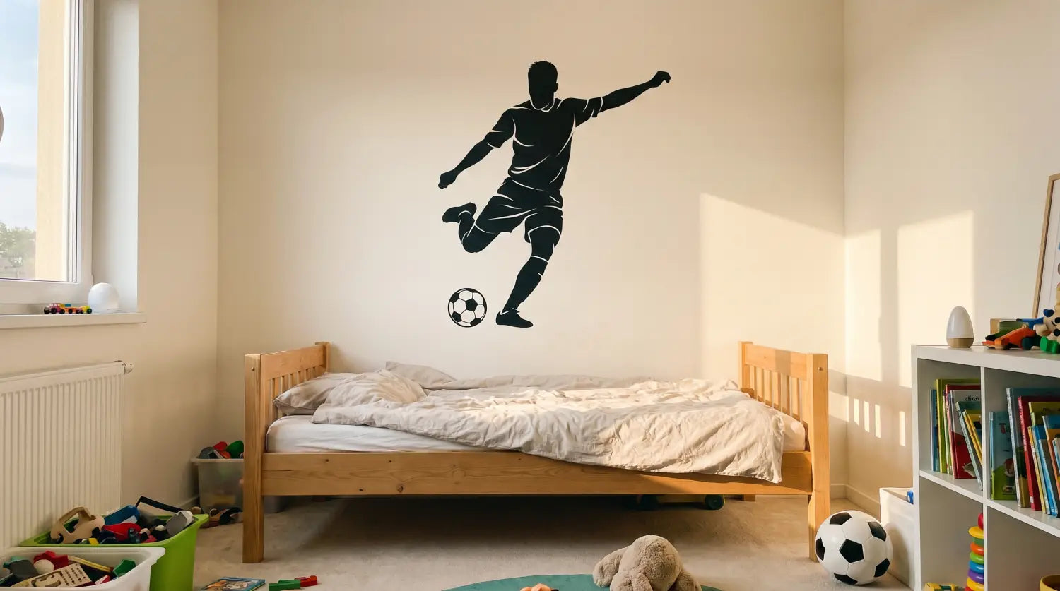 Sticker mural foot dans une chambre d'enfant au-dessus du lit