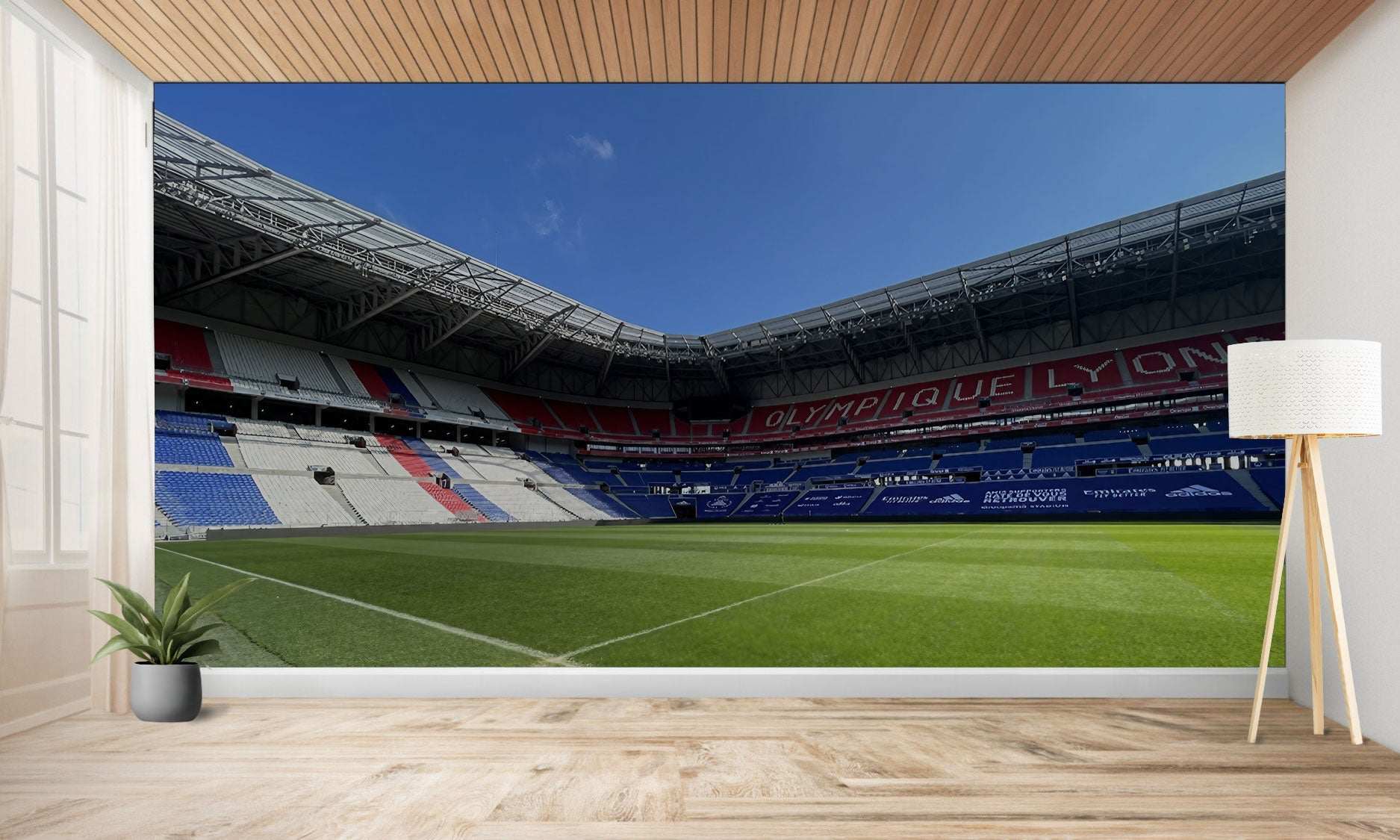 Peinture murale d’un stade couvert.